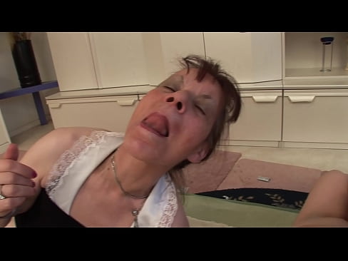 ❤️ Dos abuelas y un abuelo hacen un trío ❤️❌ Video de sexo en es.risegame.top ❌️